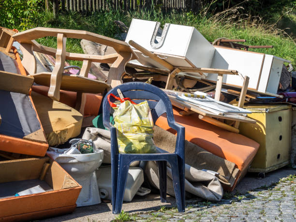 Best Attic Cleanout Services  in Johnston, IA