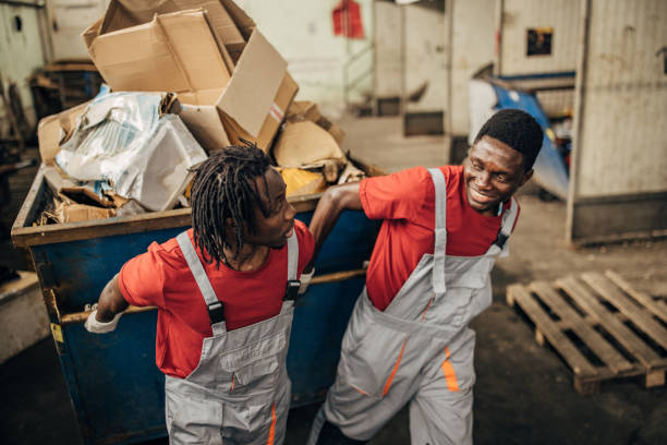 Best Attic Cleanout Services  in Johnston, IA